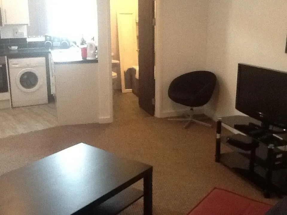 Flat 5 Apartments Κάρντιφ